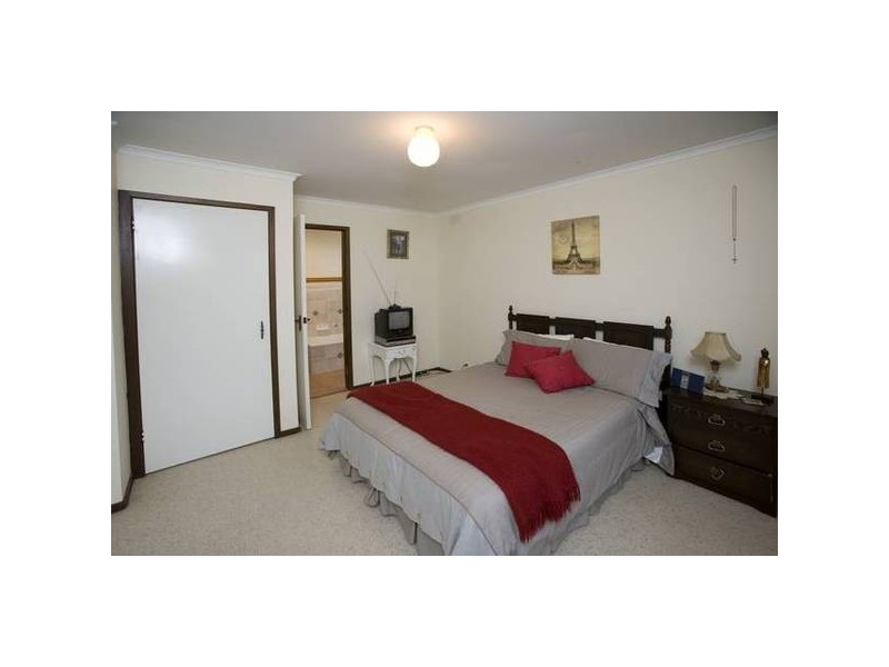 Maitland Close, Mulgrave VIC 3170