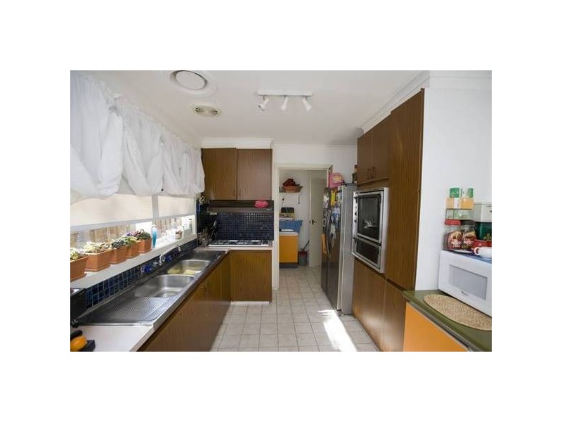 Julius Crescent, Noble Park VIC 3174