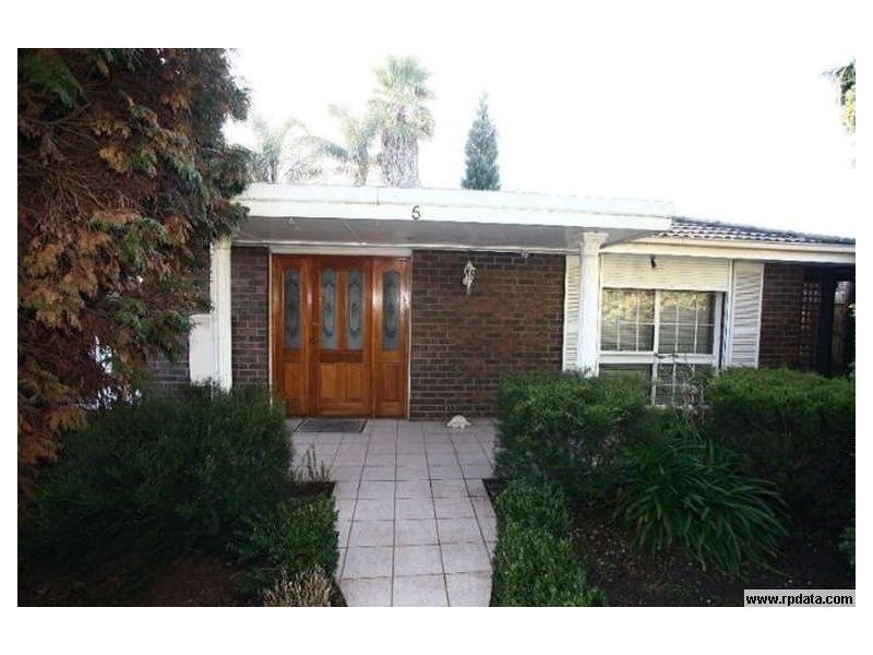 5 Mirboo Court, Dandenong North VIC 3175