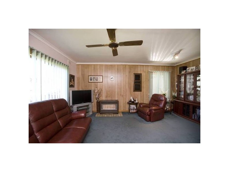 31 Lee Avenue, Springvale VIC 3171