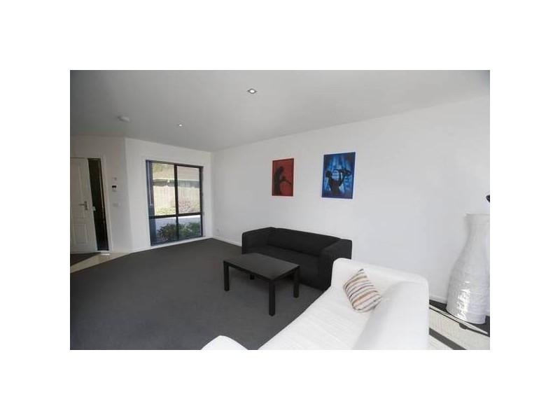 4/31 Dunblane Road, Noble Park VIC 3174