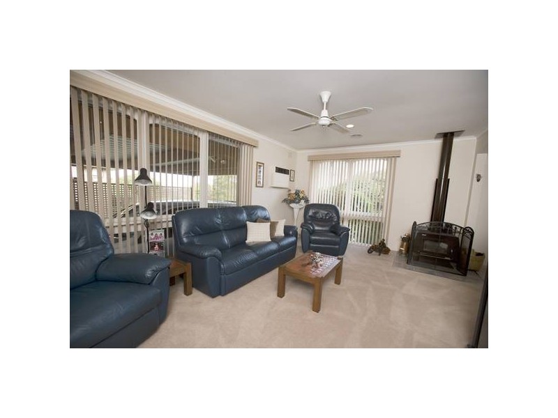 1 Illawarra Crescent, Dandenong North VIC 3175