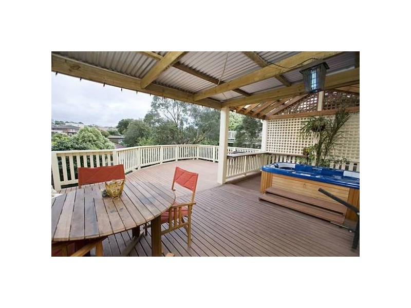 30 Exell Drive, Dandenong North VIC 3175