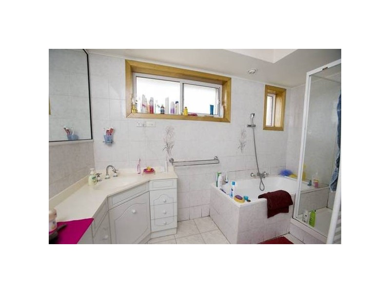 3/5 Close Avenue, Dandenong VIC 3175