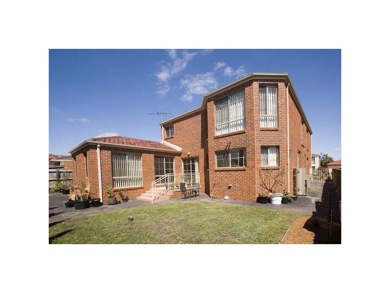 15 Mayfair Close, Mulgrave VIC 3170