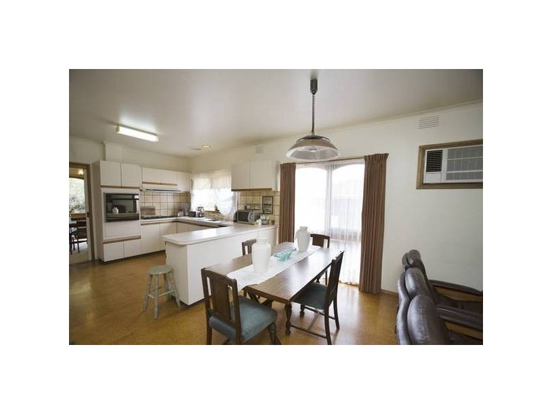 5 Selbourne Way, Mulgrave VIC 3170