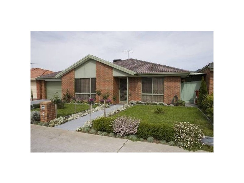 10 Khalil Avenue, Dandenong North VIC 3175