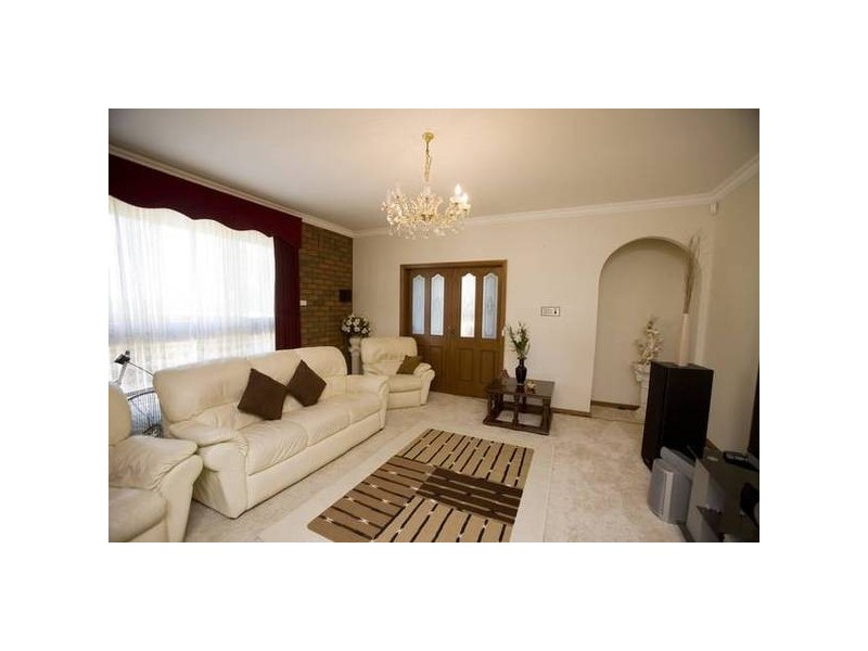 4 Elwick Court, Noble Park North VIC 3174