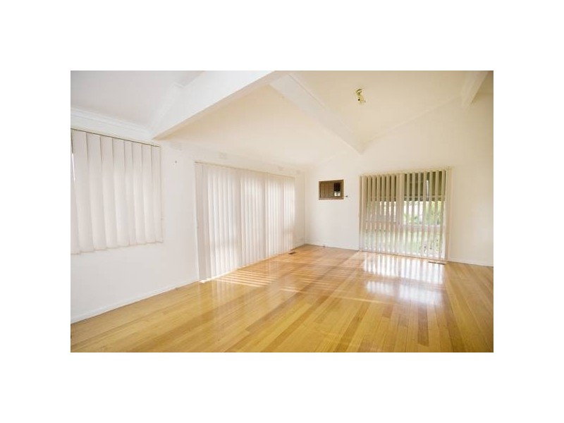 113 Outlook Drive, Dandenong North VIC 3175