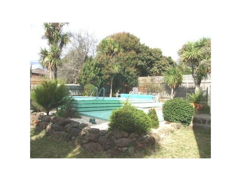 113 Outlook Drive, Dandenong North VIC 3175