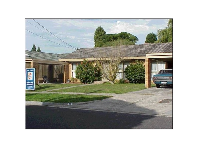 8 Lipton Drive, Dandenong North VIC 3175