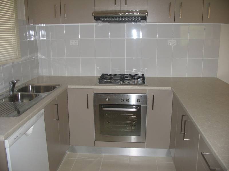 33 Charlton Street, Springvale VIC 3171