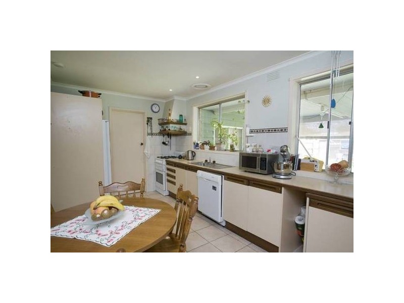 36 Darren Road, Springvale South VIC 3172