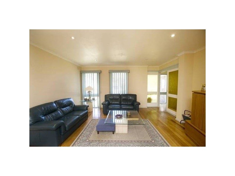 9 Ascot Court, Dandenong North VIC 3175