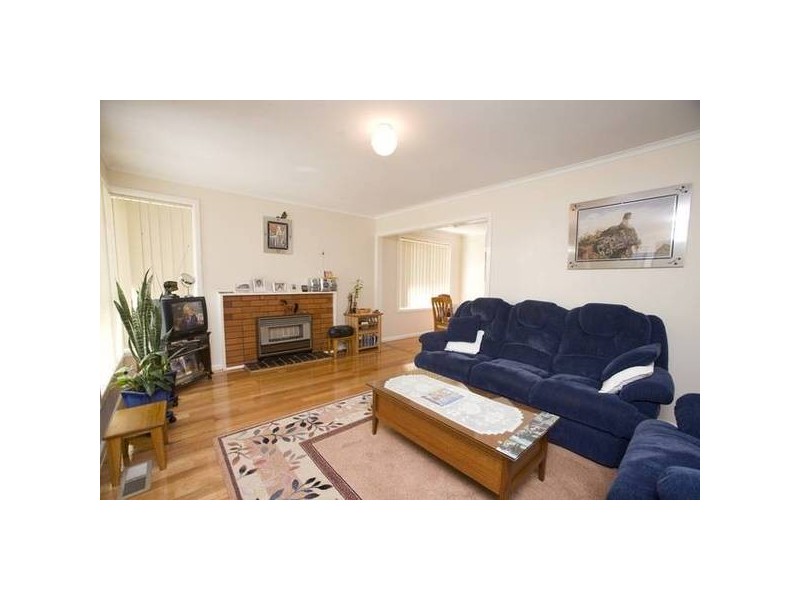 28 Azalea Crescent, Dandenong North VIC 3175