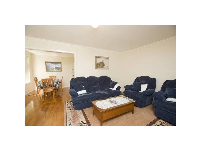 28 Azalea Crescent, Dandenong North VIC 3175