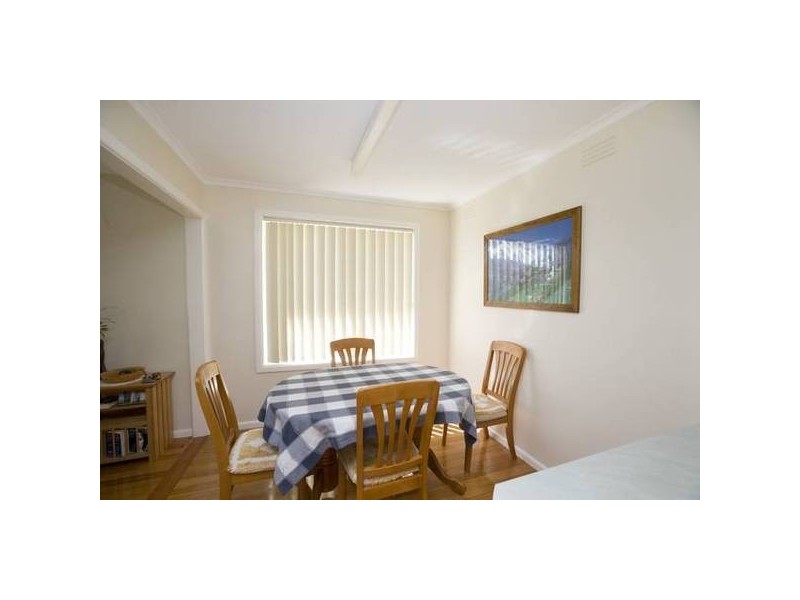 28 Azalea Crescent, Dandenong North VIC 3175