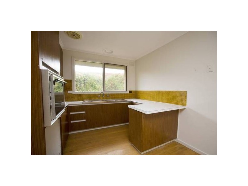 14 Amblecote Crescent, Mulgrave VIC 3170