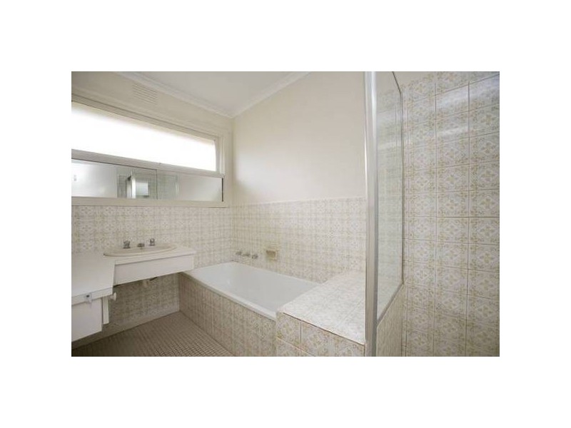 14 Amblecote Crescent, Mulgrave VIC 3170