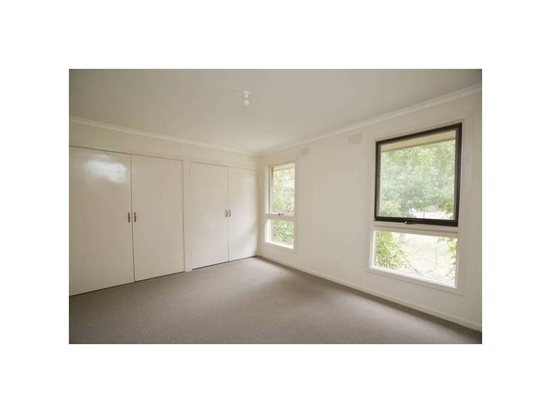 14 Amblecote Crescent, Mulgrave VIC 3170