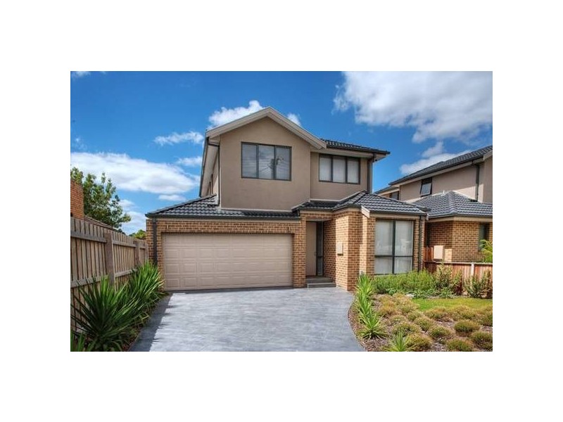 32 Mountain Crescent, Mulgrave VIC 3170