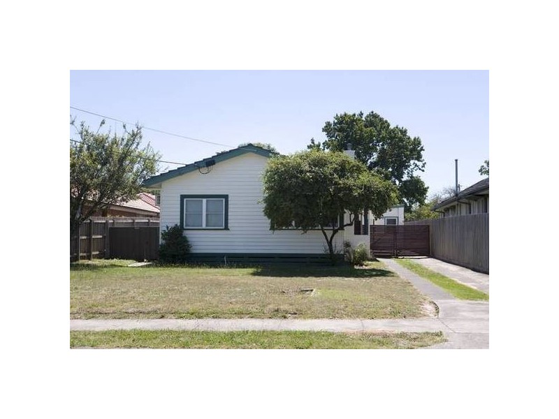 15 Athol Road, Noble Park VIC 3174