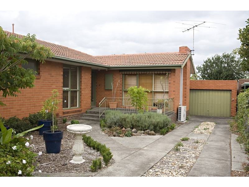 2 Lola Street, Mulgrave VIC 3170