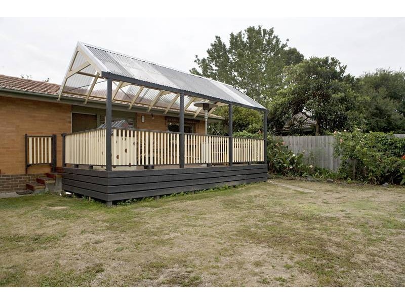 2 Lola Street, Mulgrave VIC 3170