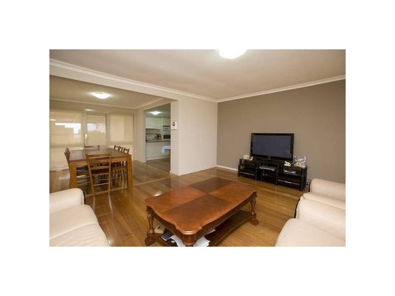 44 Shalimar Crescent, Dandenong North VIC 3175