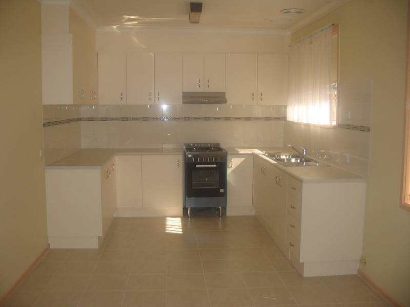 116 Gladstone Road, Dandenong North VIC 3175