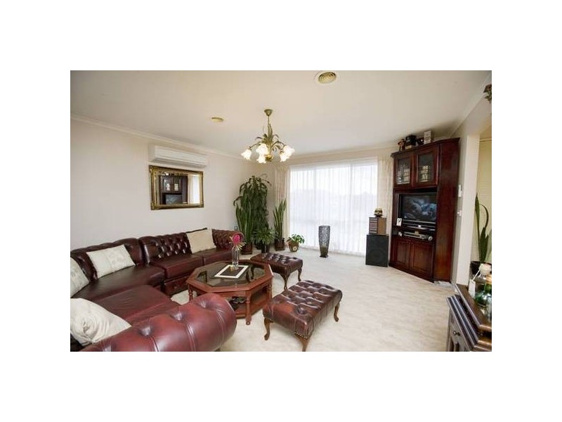 68 The Parkway, Hampton Park VIC 3976