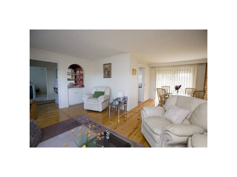 118 Outlook Drive, Dandenong North VIC 3175