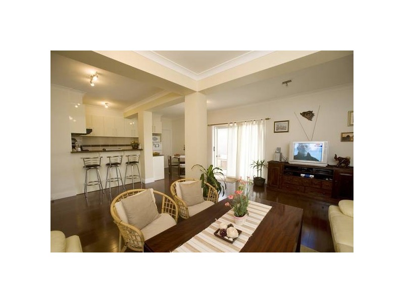 17 Wall Street, Noble Park VIC 3174