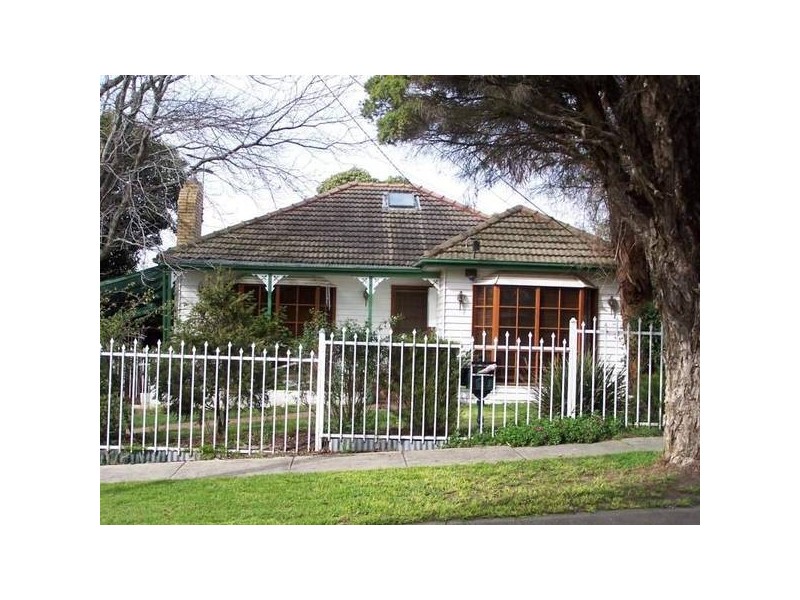 1 Joan Court, Noble Park North VIC 3174