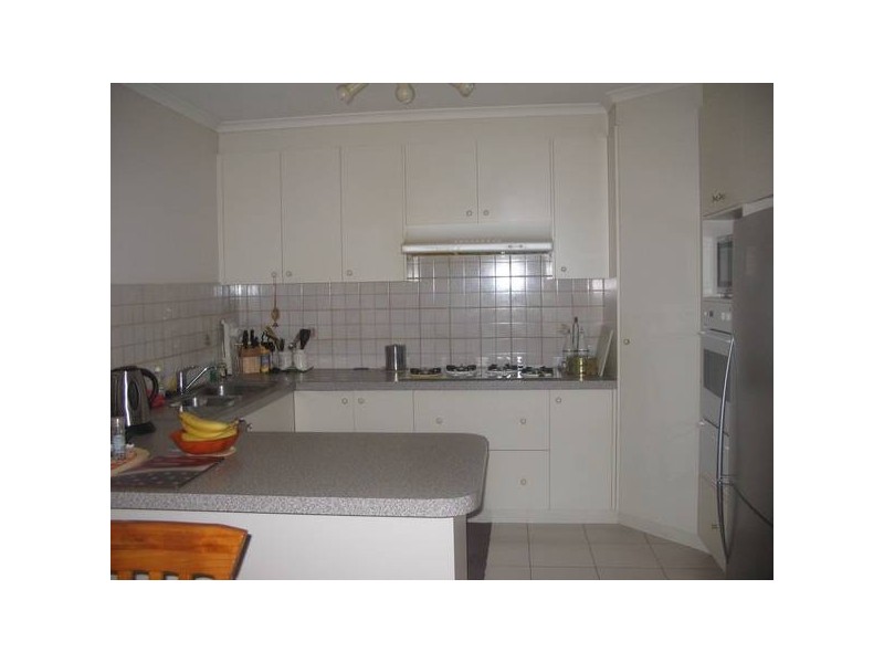 2/6 Elwick Court, Noble Park North VIC 3174