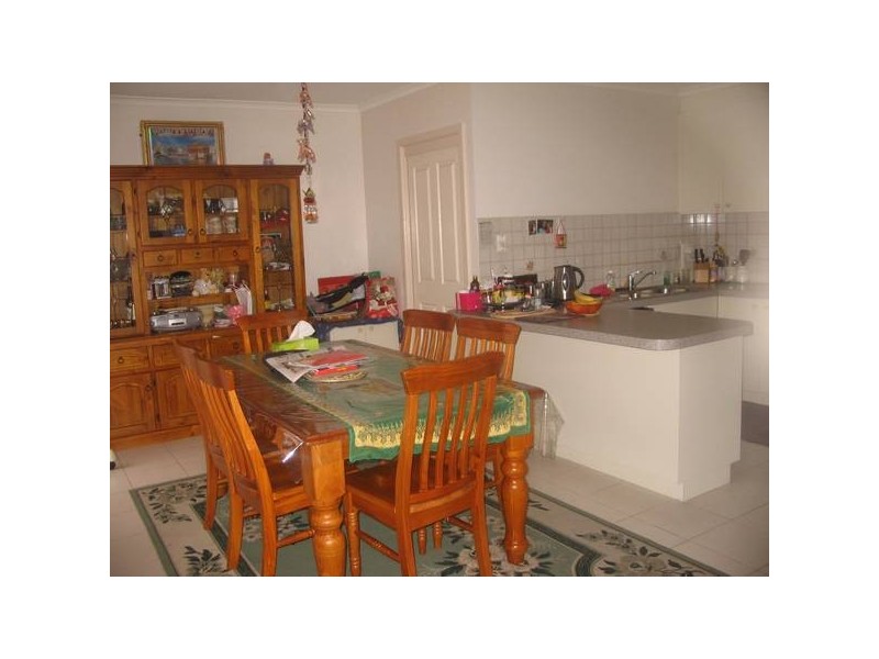 2/6 Elwick Court, Noble Park North VIC 3174