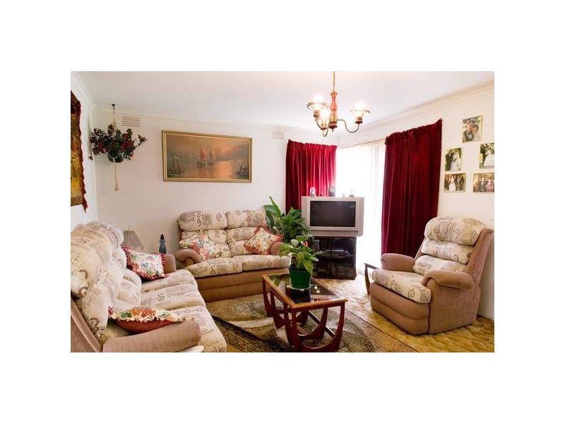 11 Madison Avenue, Dandenong North VIC 3175