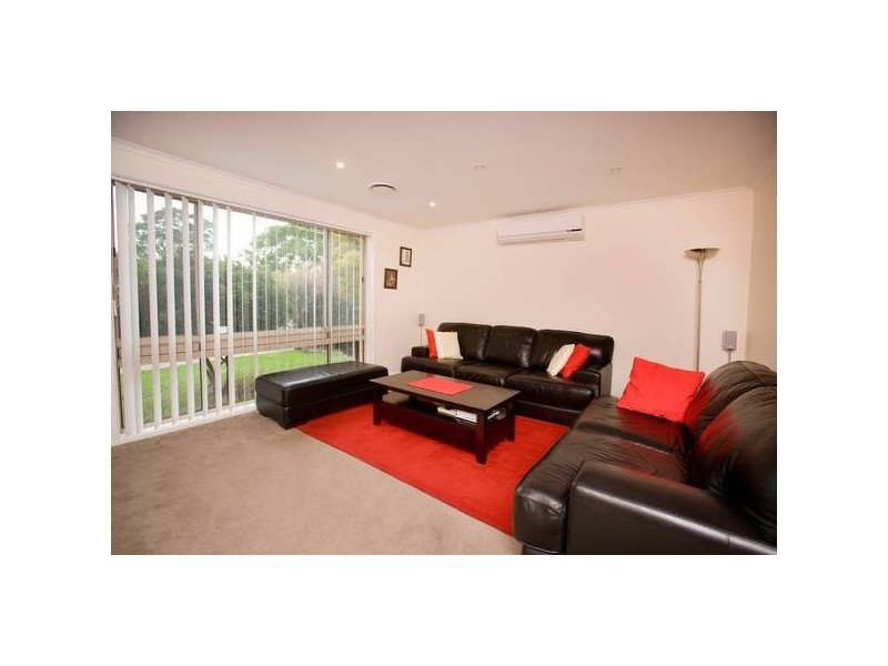 1/8 Parkview Close, Dandenong VIC 3175