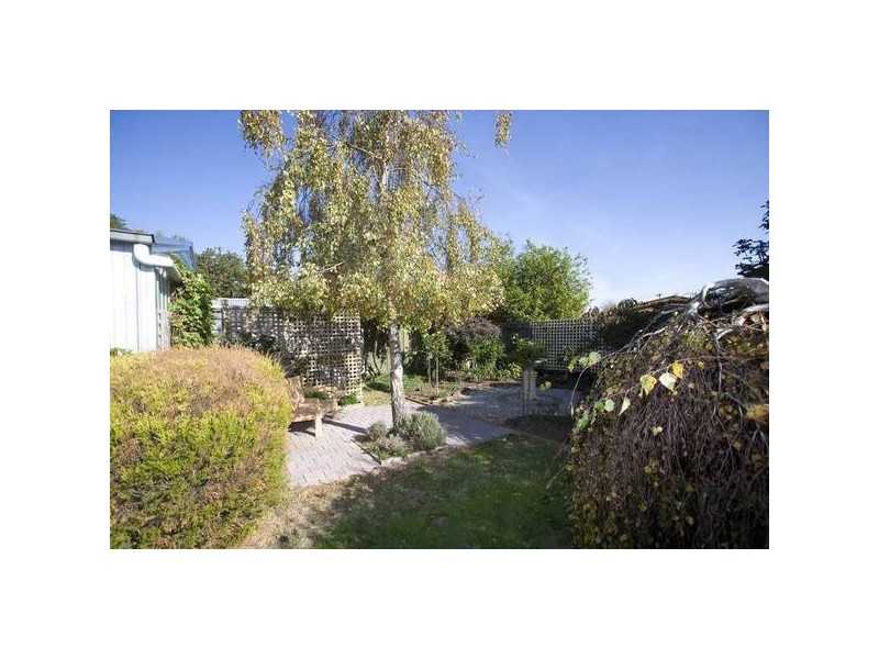 27 Lea Road, Mulgrave VIC 3170