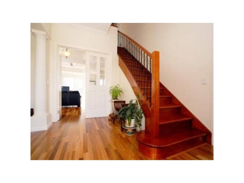 8 Albert Crescent, Mulgrave VIC 3170