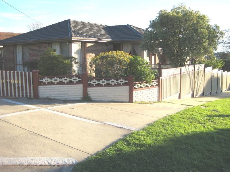 24 Bakers Road, Dandenong North VIC 3175