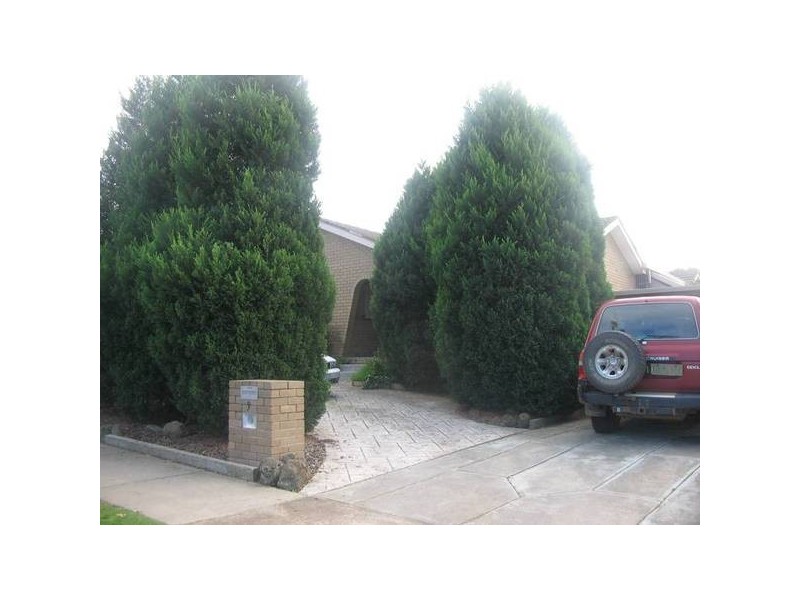 9 Jolimont Avenue, Mulgrave VIC 3170