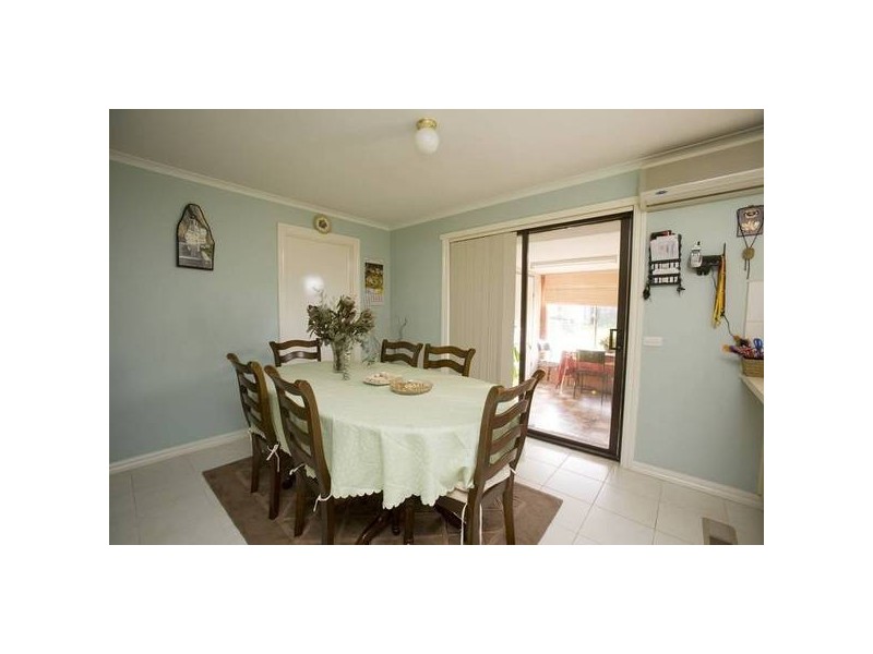20 Briarhurst Avenue, Dandenong North VIC 3175