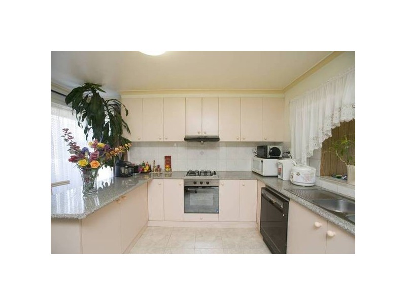 6 Fiji Court, Mulgrave VIC 3170