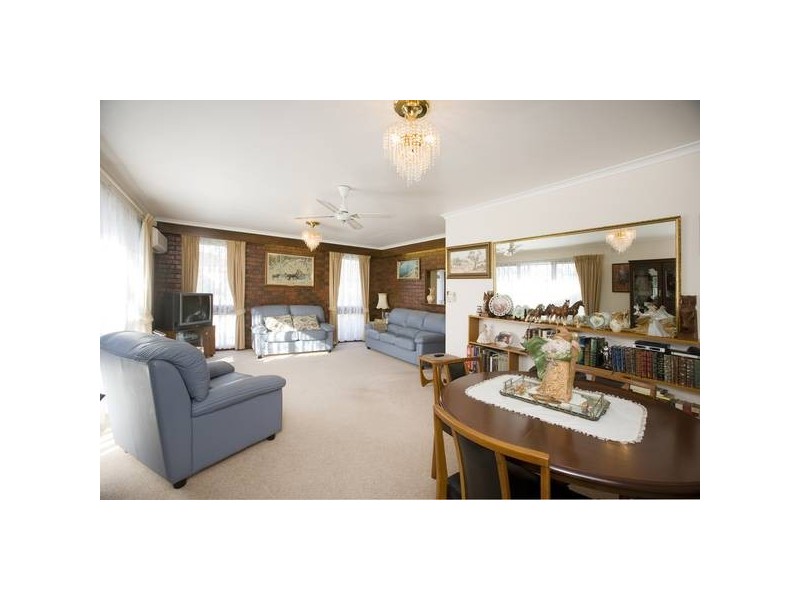 20 Westminster Avenue, Dandenong North VIC 3175