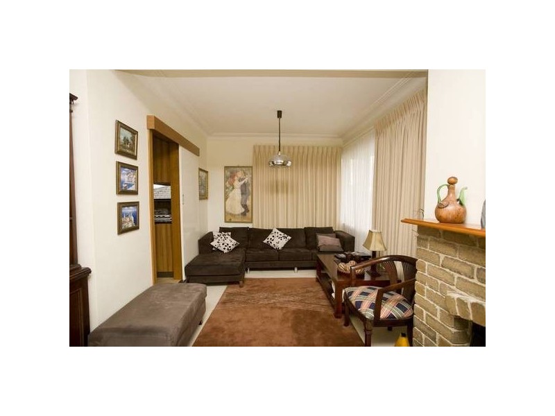 24 Outlook Drive, Dandenong North VIC 3175