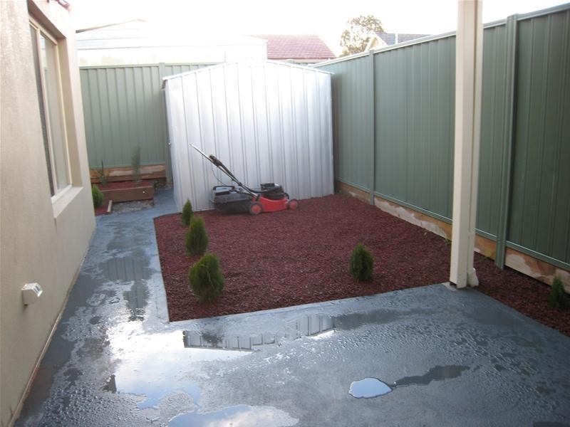 2/46 Barbara Avenue, Dandenong VIC 3175