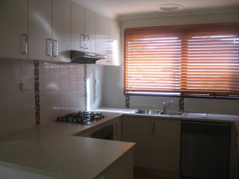 24 Whitehaven Crescent, Noble Park North VIC 3174