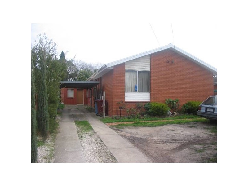 6 Blackmore Street, Dandenong North VIC 3175