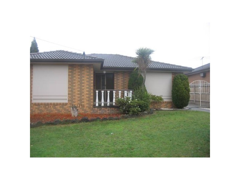 4 Fillmore Road, Dandenong North VIC 3175